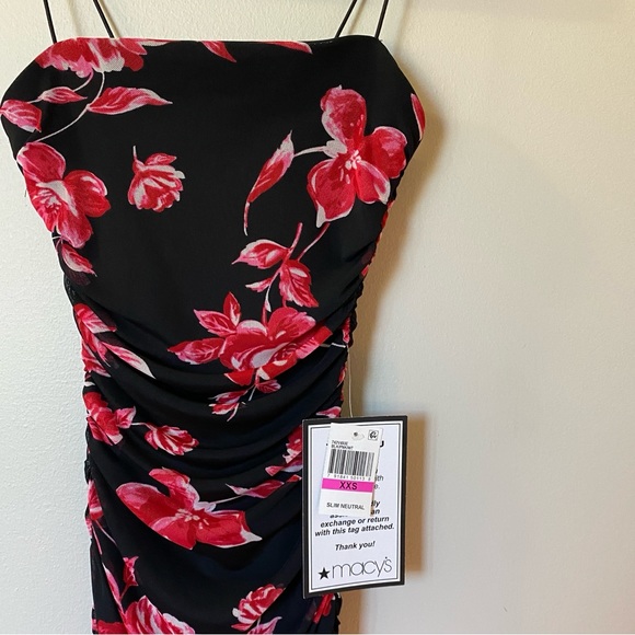 NWT Macys Bodycon Ruched Floral Dress -XXS - Picture 4 of 8